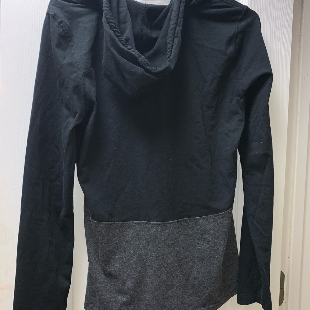 light sweatshirt black and gray